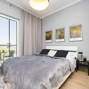 Apartment Prymasa Tysiaclecia Business Centre By Renters, Warsaw